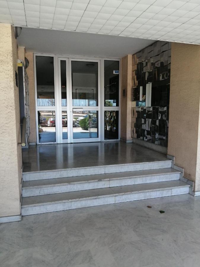 מנטון Joli Studio Bord De Mer, Clim, Balcon, Parking Prive מראה חיצוני תמונה