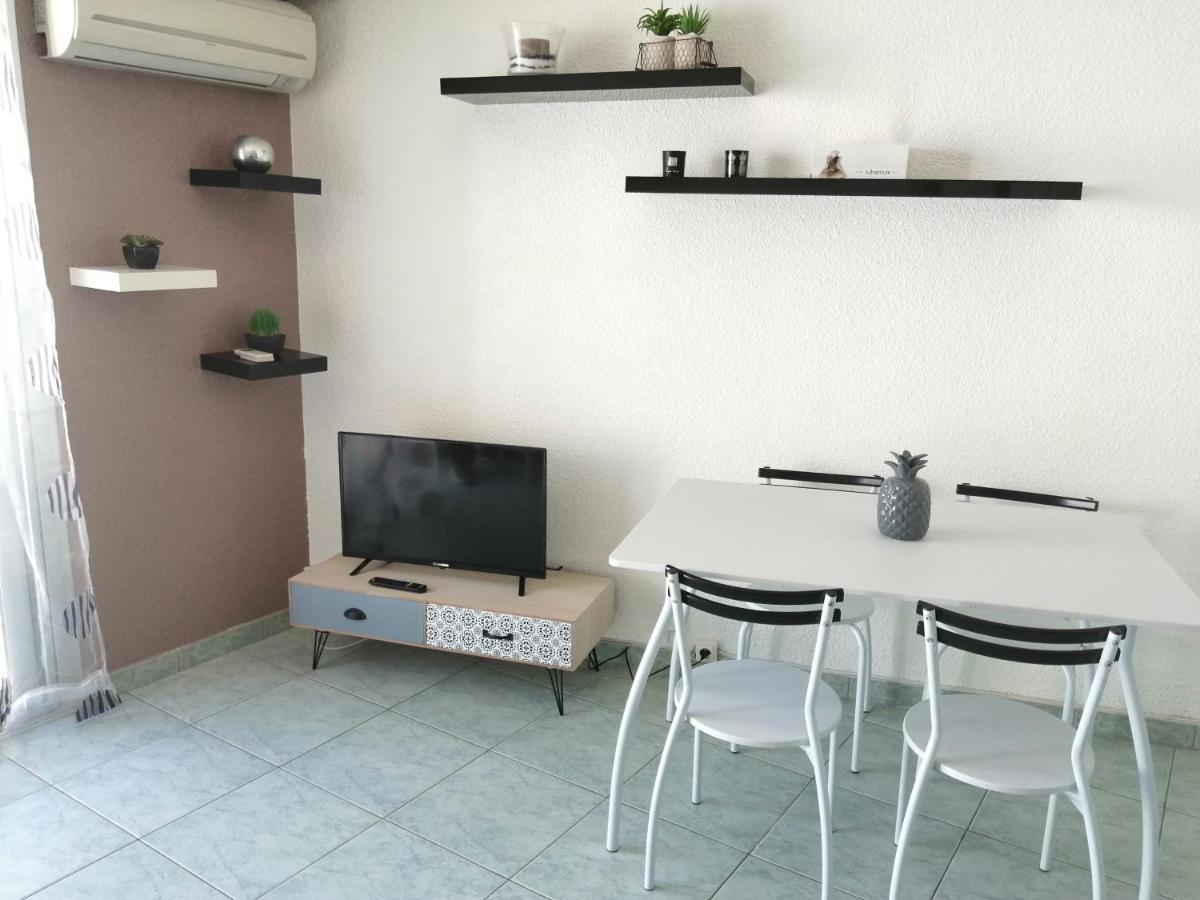 מנטון Joli Studio Bord De Mer, Clim, Balcon, Parking Prive מראה חיצוני תמונה